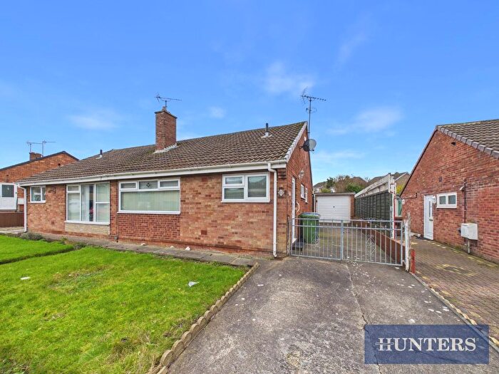 2 Bedroom Semi-Detached Bungalow For Sale In Harewood Avenue, Bridlington, YO16
