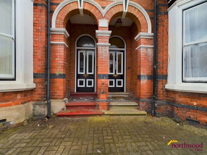 1 Bedroom Flat To Rent In Haydon Street, Basford, Stoke-on-Trent, ST4