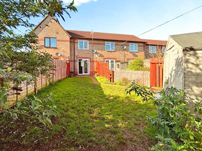 1 Bedroom Terraced House For Sale In Spruce Drive, Bicester, Oxfordshire, OX26