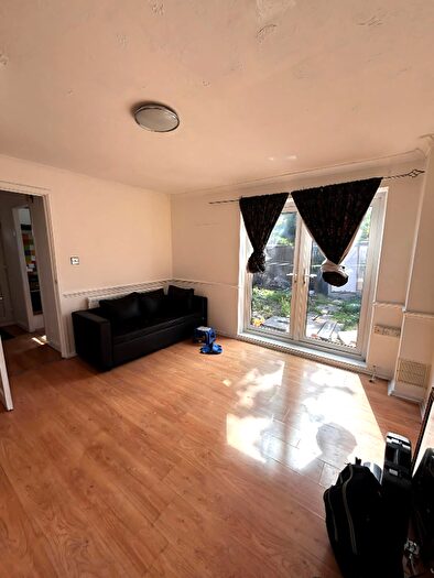 1 Bedroom Flat To Rent In Coventry Close, London, E6
