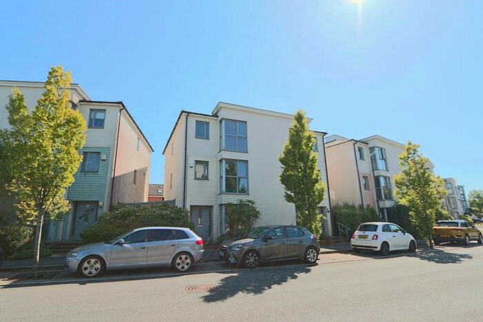 6 Bedroom House To Rent In Long Down Avenue, Bristol, BS16