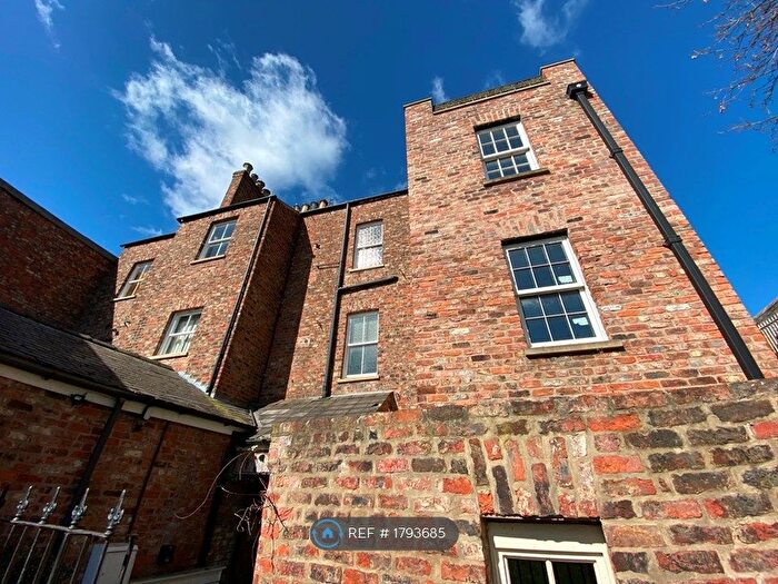 1 Bedroom Flat To Rent In Goodramgate, York, YO1