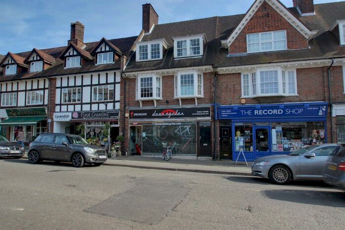 2 Bedroom Apartment To Rent In Hill Avenue, Amersham, HP6