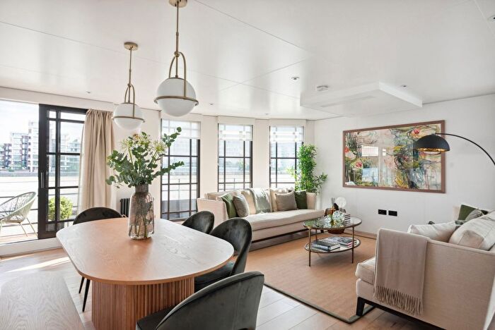 2 Bedroom Property To Rent In Cadogan Pier, Cheyne Walk, SW3