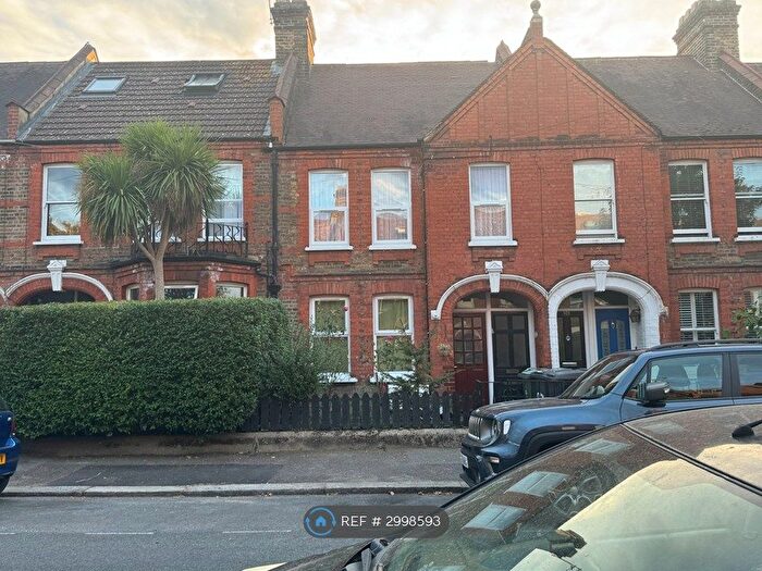 1 Bedroom Flat To Rent In Diana Road, London, E17