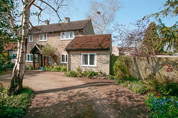 Studio To Rent In Green Road, Kidlington, OX5