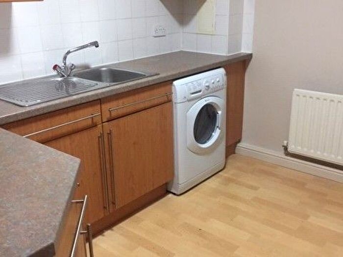 2 Bedroom Flat To Rent In Steads Place, Edinburgh, EH6