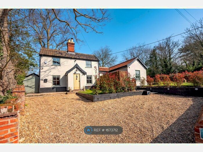 3 Bedroom Semi-Detached House To Rent In Candlers Lane, Harleston, IP20