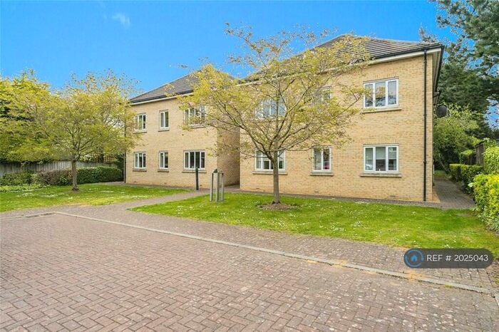 2 Bedroom Flat To Rent In Brookwood House, Cambridge, CB4