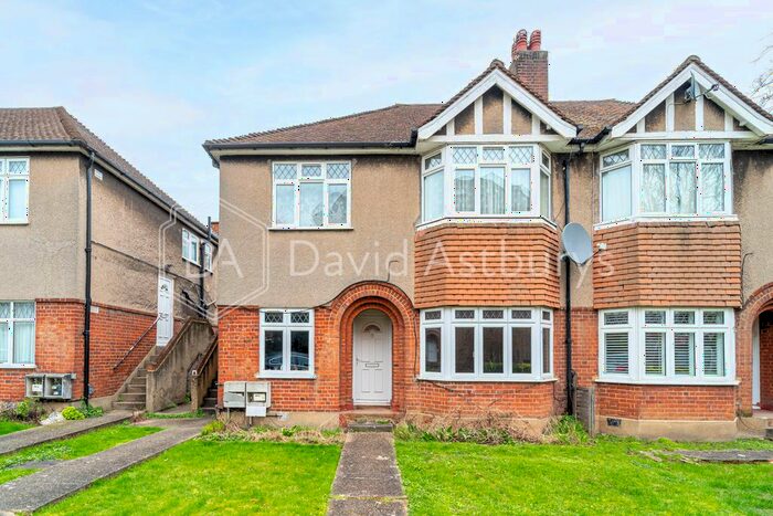 2 Bedroom Flat To Rent In Palmerston Road, Bounds Green, London, N22