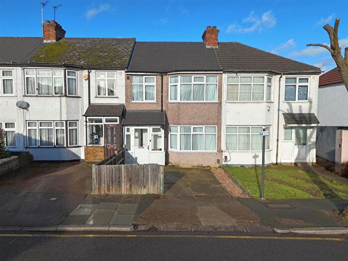 3 Bedroom Terraced House For Sale In Grange Road, Harrow, HA1