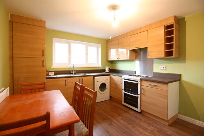 3 Bedroom Semi-Detached House To Rent In Garden Street, Mexborough, S64