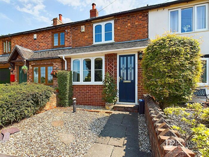 2 Bedroom Cottage For Sale In Wood Lane, Morley, Ilkeston, DE7