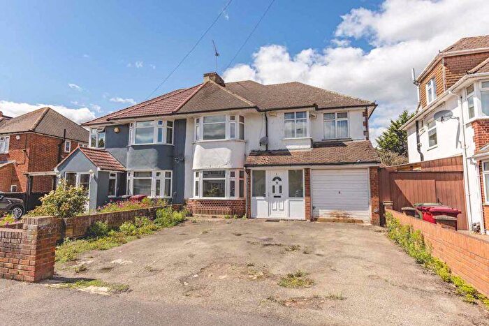 5 Bedroom Semi-Detached House For Sale In Courtlands Avenue, Langley, SL3