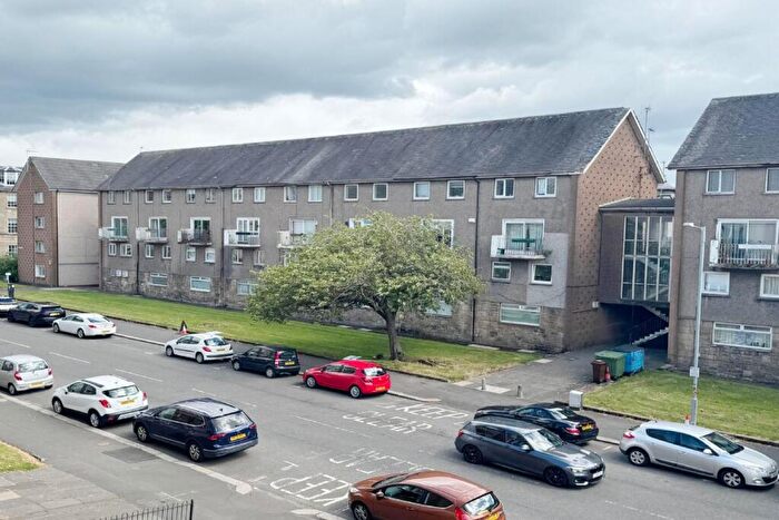 3 Bedroom Maisonette For Sale In B, Wardrop Street, Paisley, PA1