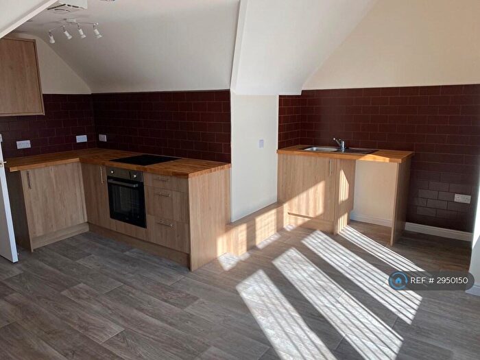 1 Bedroom Flat To Rent In Penn Hill Avenue, Poole, BH14