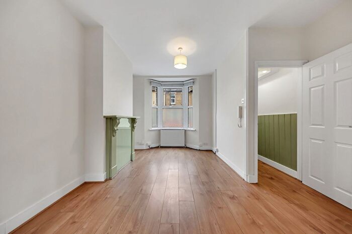 2 Bedroom Terraced House To Rent In Tavistock Road, London, E15