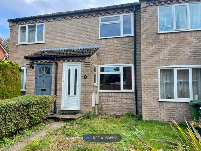 2 Bedroom Terraced House To Rent In Gainsborough Avenue, Diss, IP22