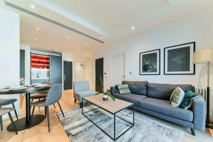 1 Bedroom Apartment To Rent In Echo House, London City Island, London, E14