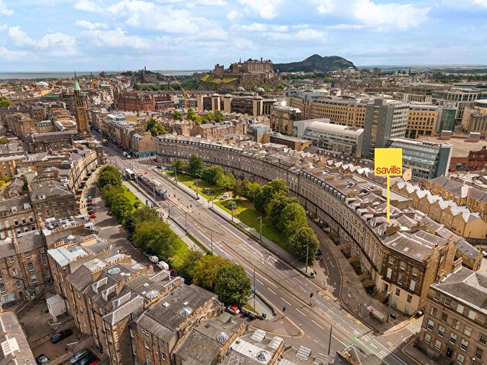 2 Bedroom Flat For Sale In Atholl Crescent, West End, Edinburgh, Midlothian, EH3