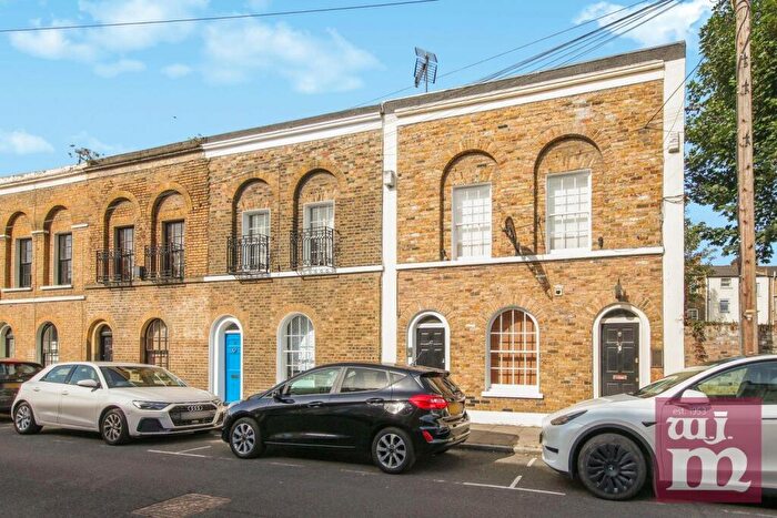 1 Bedroom Flat To Rent In Aberavon Road, Mile End, E3