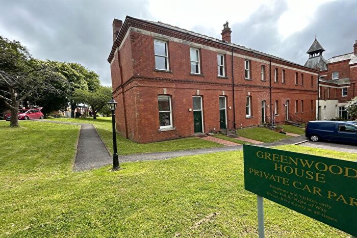 2 Bedroom Flat To Rent In Charlton Down, DT2