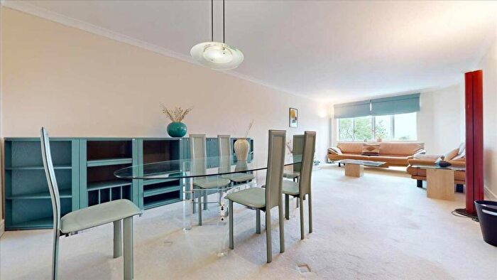 2 Bedroom Apartment To Rent In Wellington Road, London, NW8