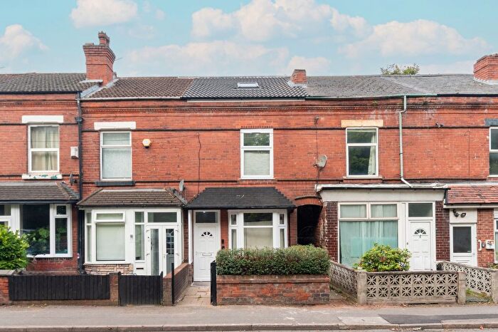 5 Bedroom Terraced House For Sale In Lifford Lane, Birmingham, West Midlands, B30