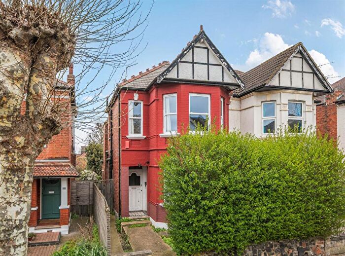 2 Bedroom Flat For Sale In Melrose Avenue, London, NW2