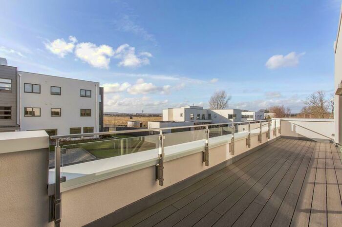 3 Bedroom Flat To Rent In , Castle Gogar Rigg, Edinburgh, EH12