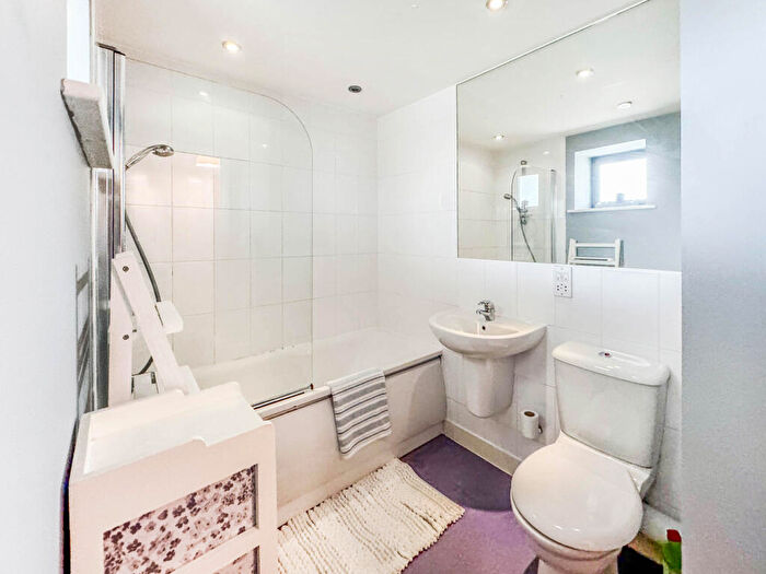 2 Bedroom Apartment For Sale In St. Stephen Street, Salford, M3