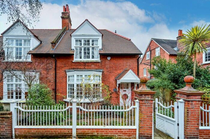 5 Bedroom Semi-Detached House To Rent In Marlborough Crescent, Bedford Park, London, W4