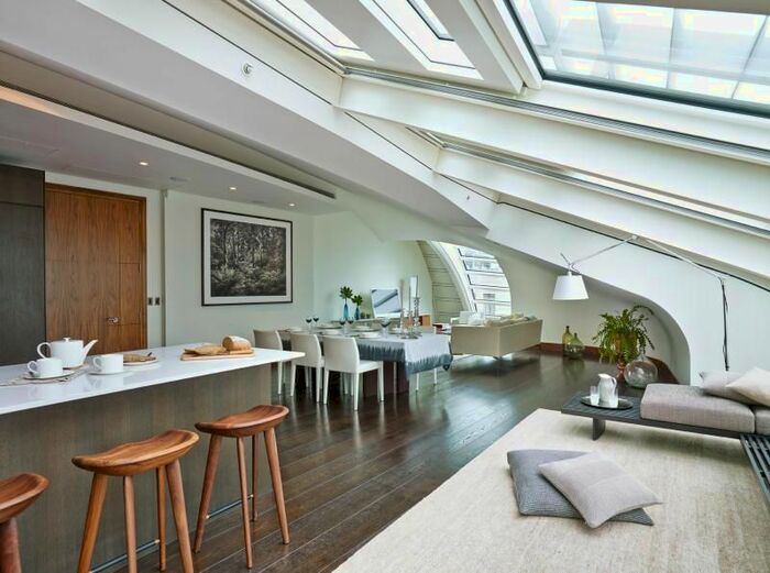 2 Bedroom Flat To Rent In Park House Apartments, North Row, Mayfair, W1K