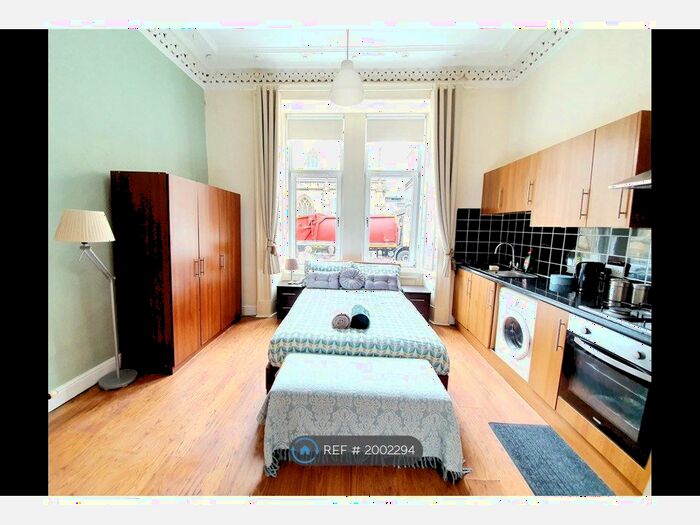 Studio To Rent In Holland Street, Glasgow, G2