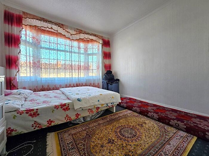 3 Bedroom Terraced House For Sale In Watersmeet Road, Wyken, CV2