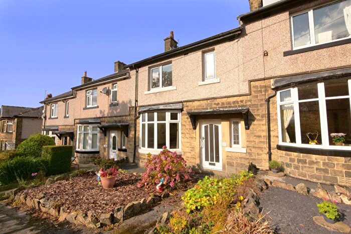 3 Bedroom Terraced House For Sale In Moorland Terrace, Skipton, BD23