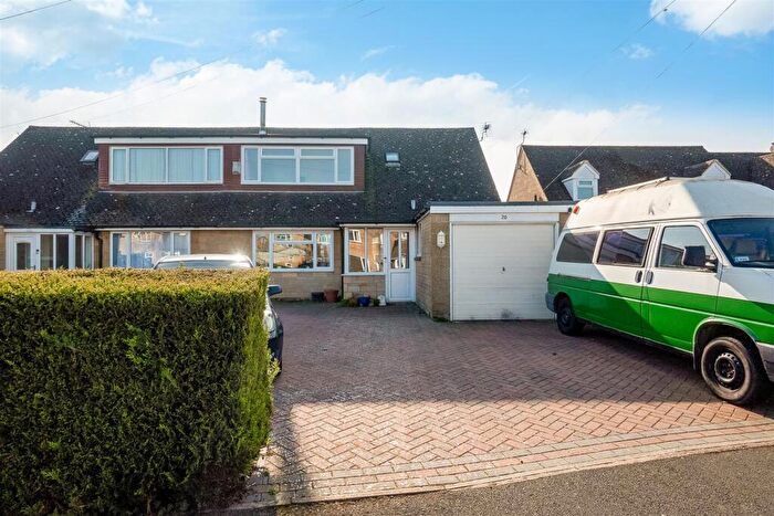 4 Bedroom Semi-Detached House For Sale In Meon Road, Mickleton, GL55