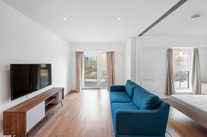 1 Bedroom Flat For Sale In Fermont House, Beaufort Park, NW9