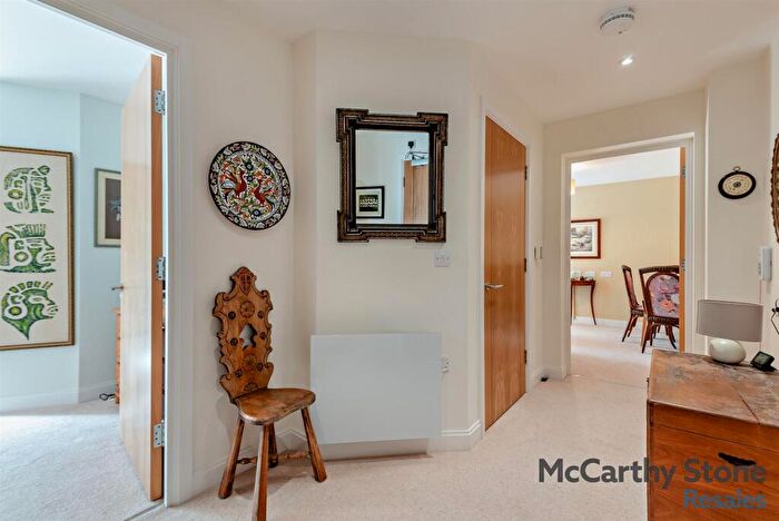1 Bedroom Apartment For Sale In Wayfarer Place, The Dean, Alresford, Hampshire, SO24