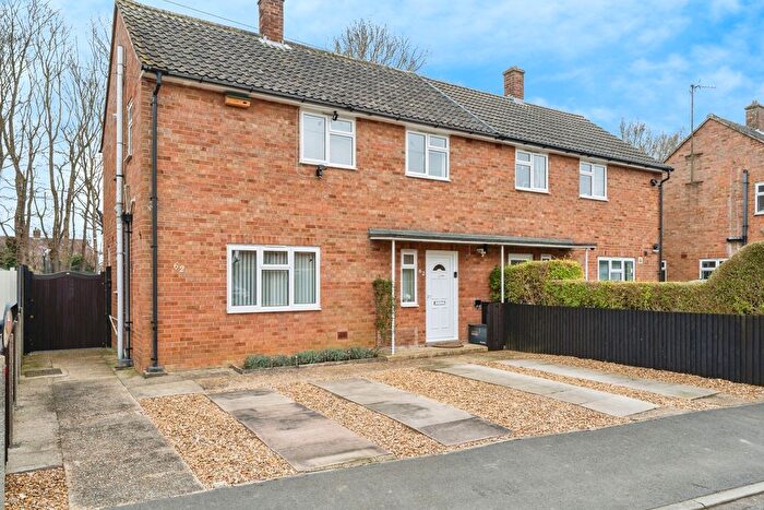 3 Bedroom Semi-Detached House For Sale In St. Audreys Close, Histon, Cambridge, Cambridgeshire, CB24