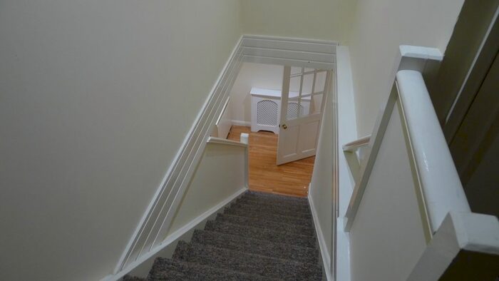 2 Bedroom Flat To Rent In Queen Street, Newton Abbot, TQ12