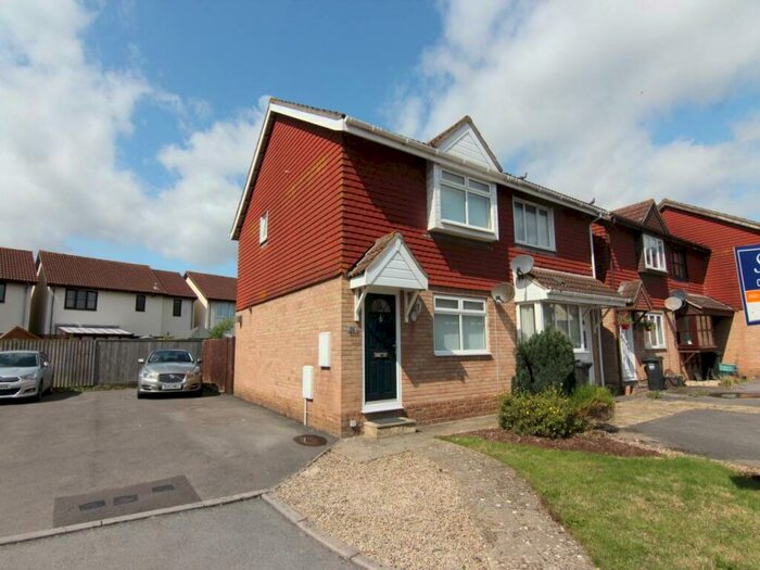 2 Bedroom House To Rent In Wyllie Court, North Worle, Weston-super-Mare, BS22