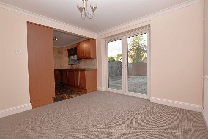 3 Bedroom Terraced House To Rent In Kilmersdon Road, Bristol, BS13