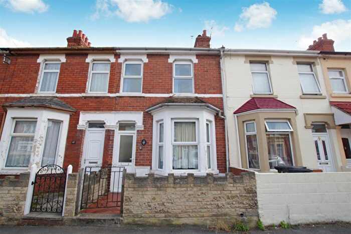 2 Bedroom Terraced House To Rent In Rosebery Street, Town Centre, Swindon, SN1