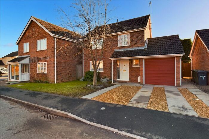 4 Bedroom Detached House To Rent In Laurel Close, Sawtry, Huntingdon, Cambridgeshire, PE28