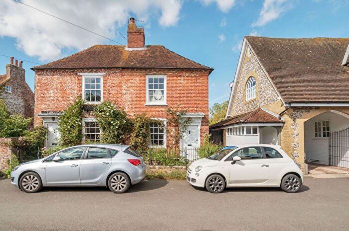 2 Bedroom Cottage For Sale In Church Road, Westbourne, PO10