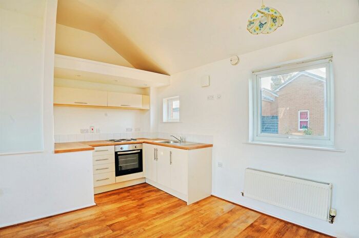 2 Bedroom Maisonette For Sale In Mill Meadow, North Cornelly, Bridgend, CF33