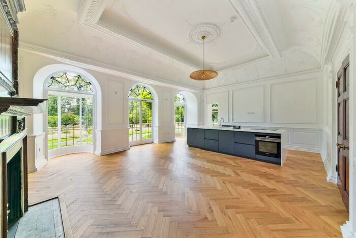 3 Bedroom Flat To Rent In Sydenham Hill London, SE26