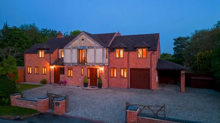 5 Bedroom Detached House For Sale In Gentlemans Lane, Ullenhall, Henley-In-Arden, B95