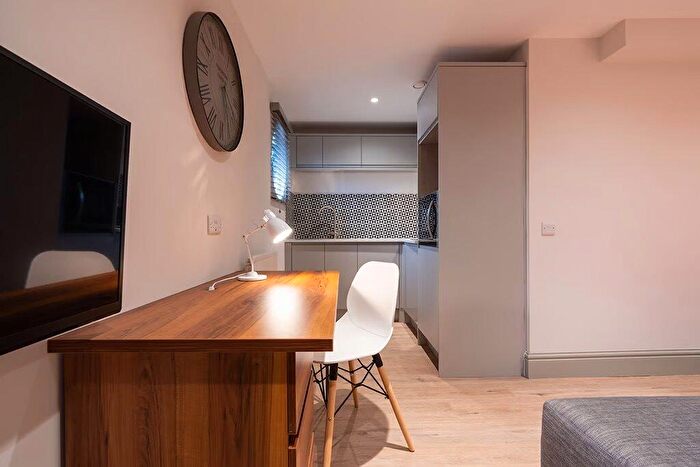 1 Bedroom House To Rent In A Rodney Street, L1